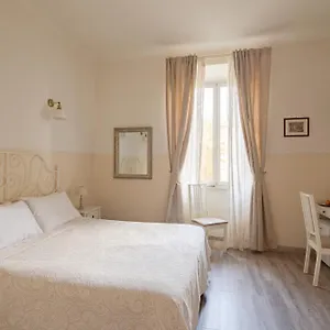  Bed & Breakfast Dante's In Vaticano 2 Italia